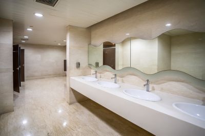 Modern Bathroom with Smart Lighting